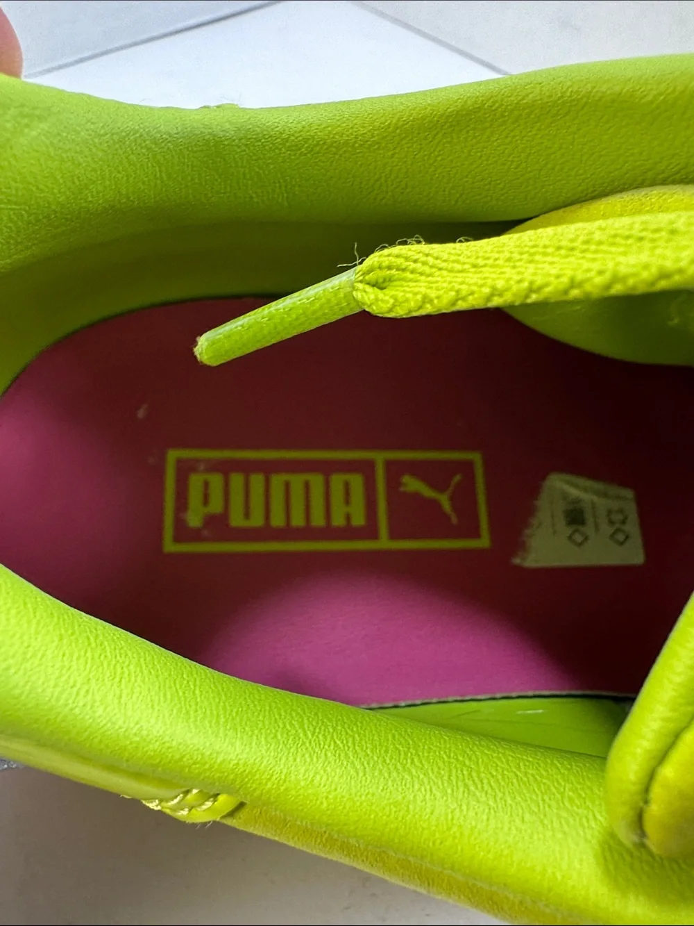 Puma Women’s Neon Lime Sneakers Tennis Shoes Athletic